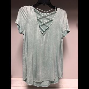 Women’s American Eagle top